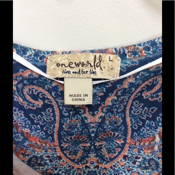 ONE World tunic. - Picture 4 of 4